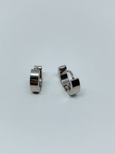 Load image into Gallery viewer, Stainless steel hinge earring
