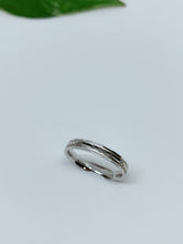 Load image into Gallery viewer, Sterling silver ring
