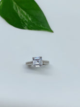 Load image into Gallery viewer, Sterling silver ring
