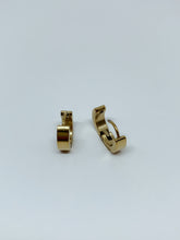 Load image into Gallery viewer, Stainless steel hinge earring
