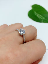 Load image into Gallery viewer, Sterling silver ring
