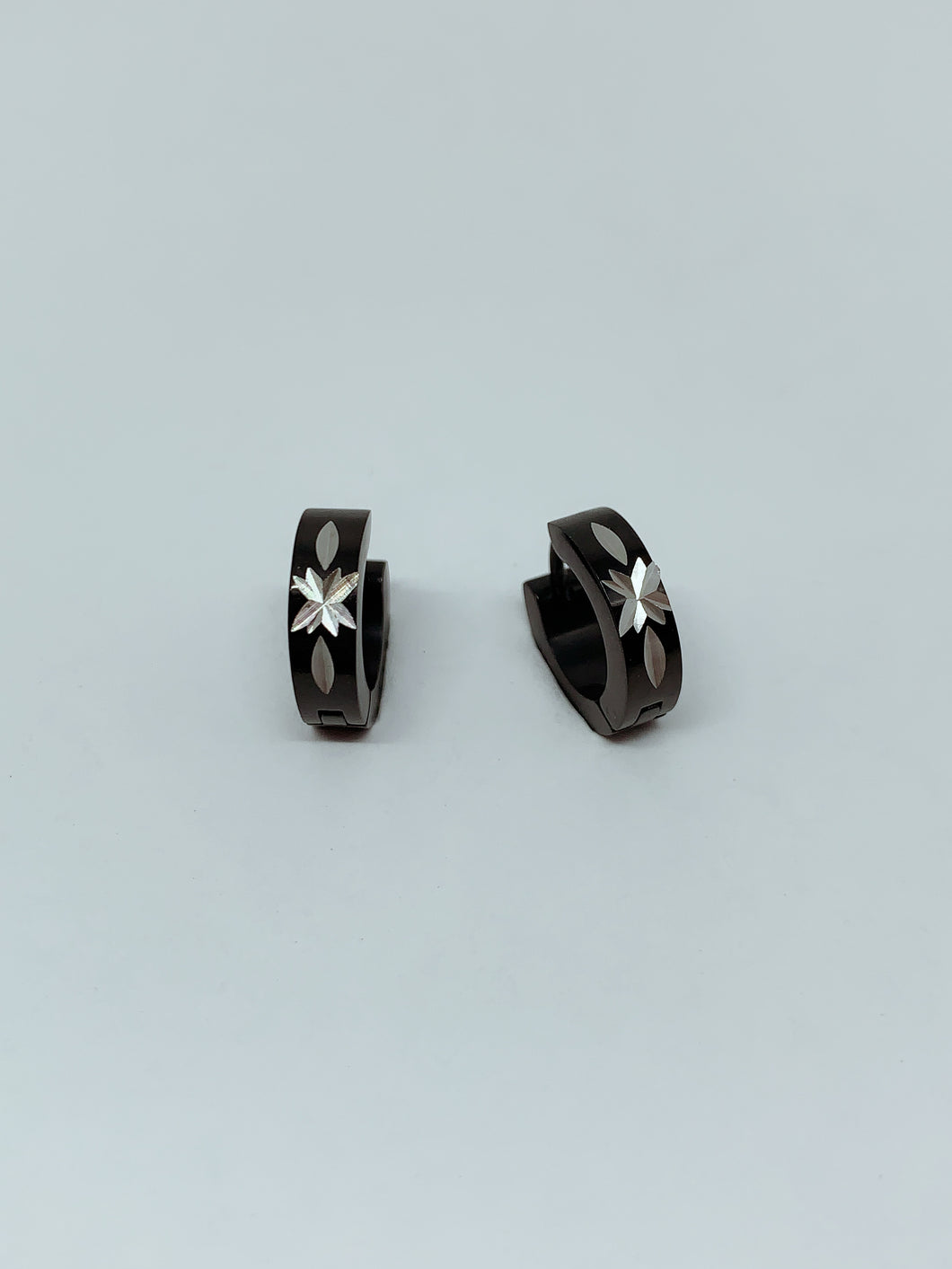 Stainless steel hinge earring