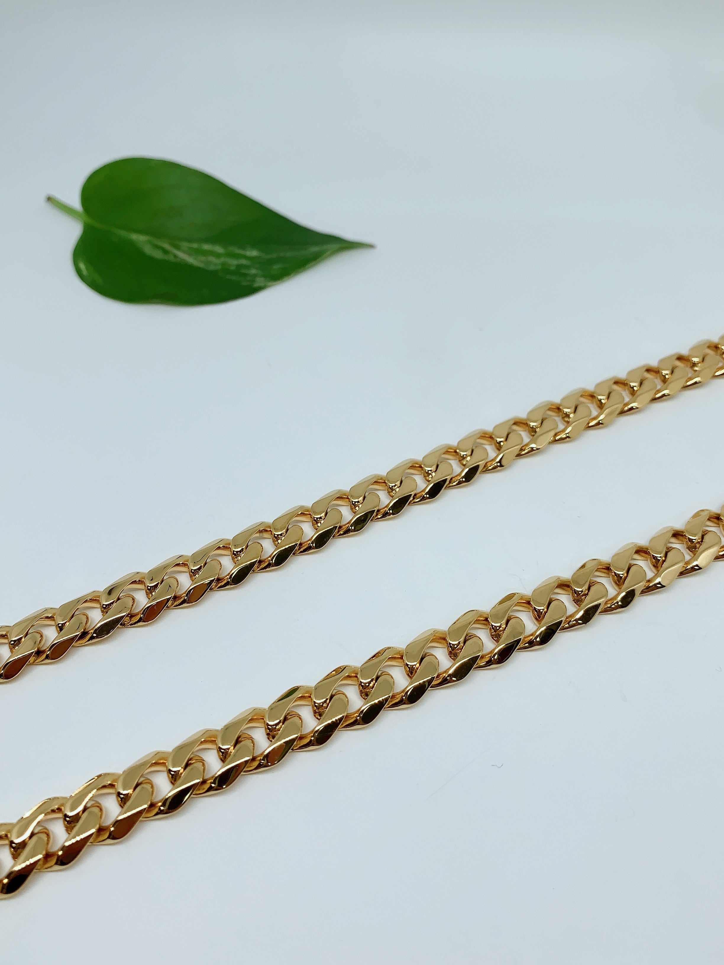 Stainless steel chain