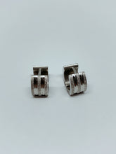 Load image into Gallery viewer, Stainless steel hinge earring
