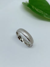 Load image into Gallery viewer, Sterling silver ring
