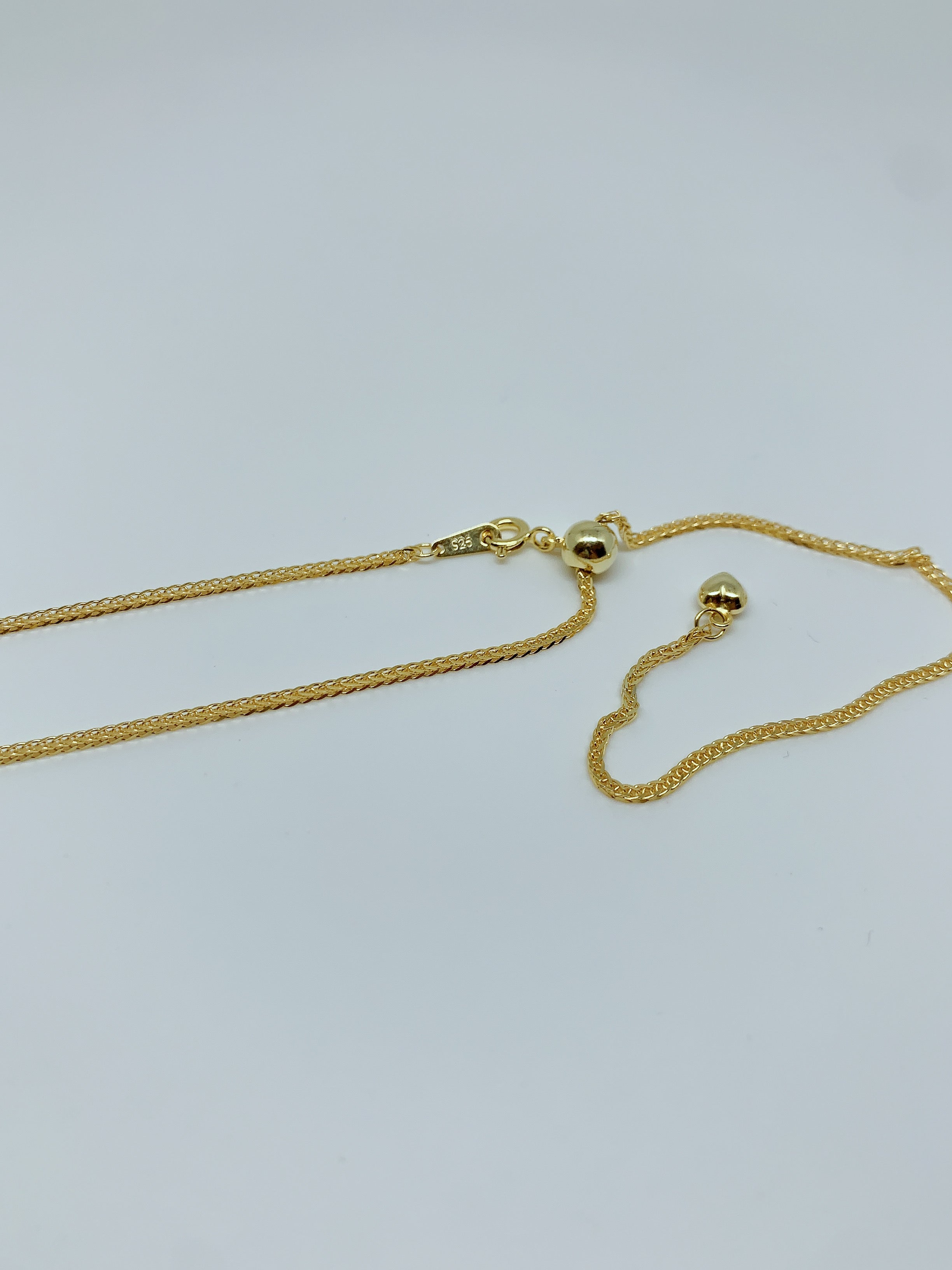 Gold plated sterling silver chain with adjustable design