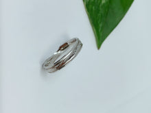 Load image into Gallery viewer, Sterling silver ring
