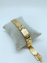 Load image into Gallery viewer, Gold plated stainless steel bracelet
