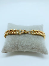 Load image into Gallery viewer, Gold plated stainless steel bracelet
