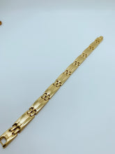 Load image into Gallery viewer, Gold plated stainless steel bracelet
