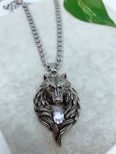 Load image into Gallery viewer, Wolf Stainless steel pendant
