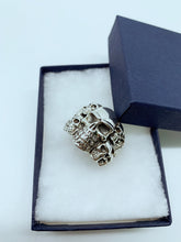 Load image into Gallery viewer, Sterling silver men’s ring
