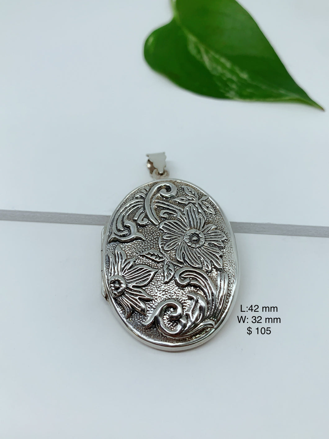 Sterling silver pendant