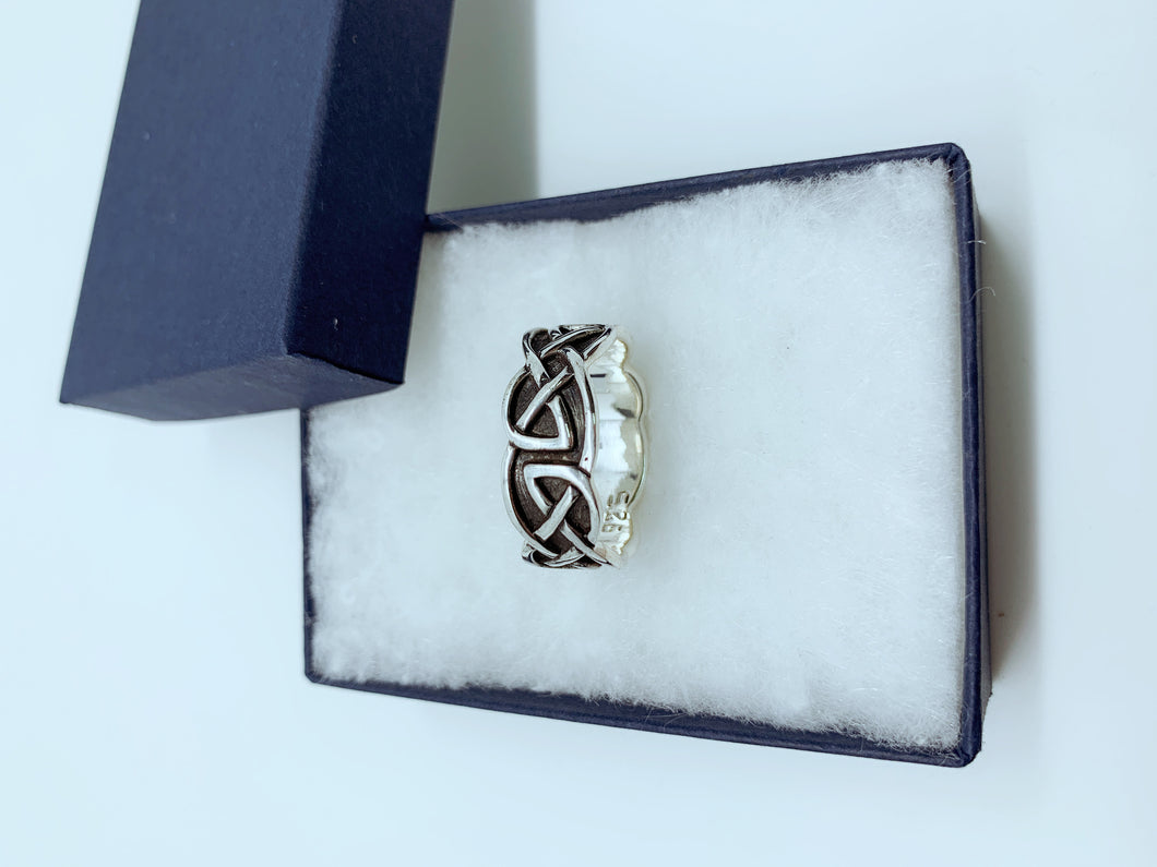 Sterling silver men’s ring