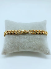 Load image into Gallery viewer, Gold plated stainless steel bracelet
