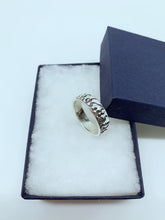 Load image into Gallery viewer, Sterling silver men’s ring
