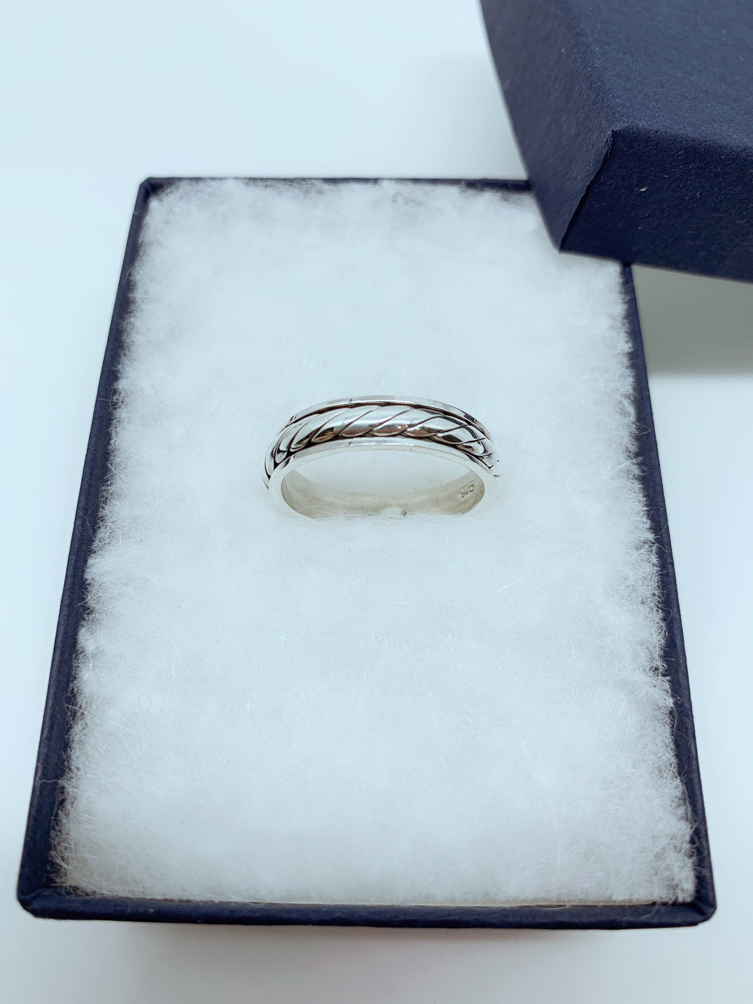 Sterling silver men’s ring