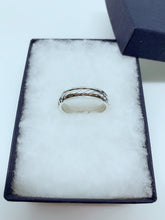 Load image into Gallery viewer, Sterling silver men’s ring
