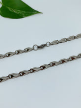 Load image into Gallery viewer, Stainless steel chain
