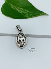 Load image into Gallery viewer, Sterling silver pendant
