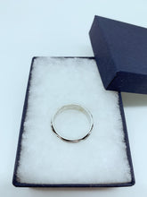 Load image into Gallery viewer, Sterling silver men’s ring
