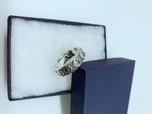 Load image into Gallery viewer, Sterling silver men’s ring
