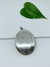 Load image into Gallery viewer, Sterling silver pendant
