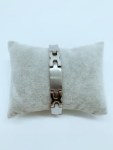 Load image into Gallery viewer, Stainless steel bracelet
