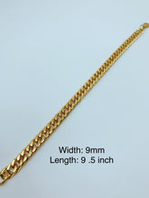 Load image into Gallery viewer, Gold plated stainless steel bracelet
