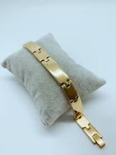 Load image into Gallery viewer, Gold plated stainless steel bracelet
