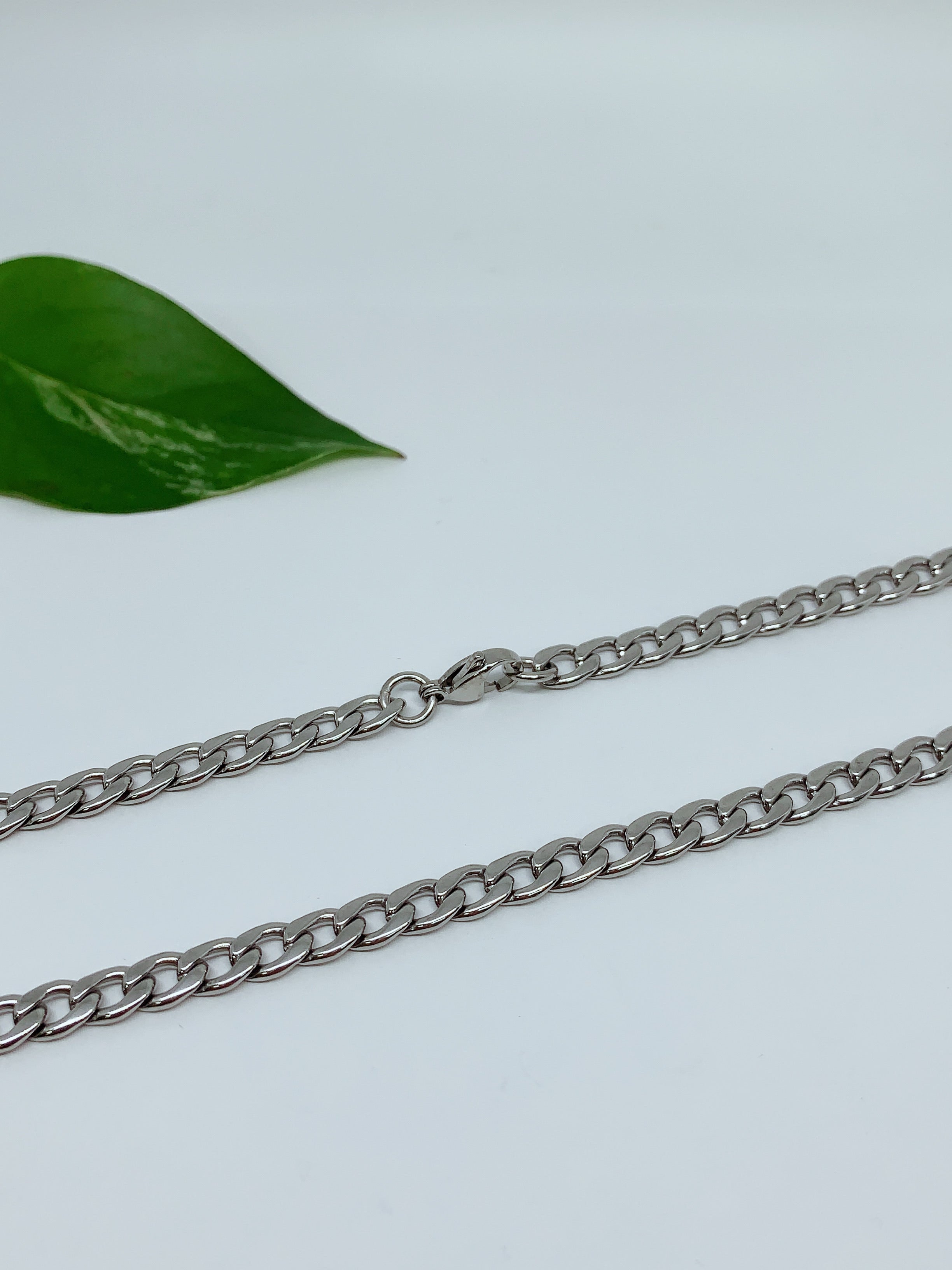 Stainless steel chain