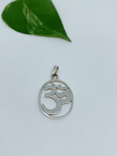 Load image into Gallery viewer, Sterling silver pendant
