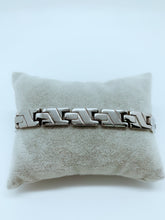 Load image into Gallery viewer, Stainless steel bracelet
