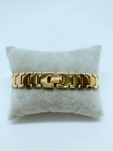 Load image into Gallery viewer, Gold plated stainless steel bracelet
