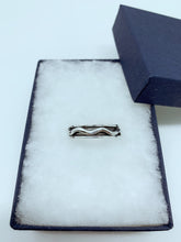 Load image into Gallery viewer, Sterling silver men’s ring
