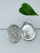 Load image into Gallery viewer, Sterling silver pendant
