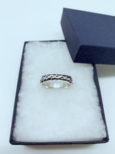 Load image into Gallery viewer, Sterling silver men’s ring
