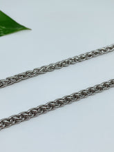 Load image into Gallery viewer, Stainless steel chain
