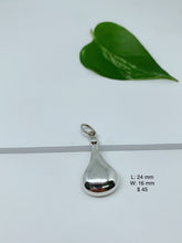 Load image into Gallery viewer, Sterling silver pendant
